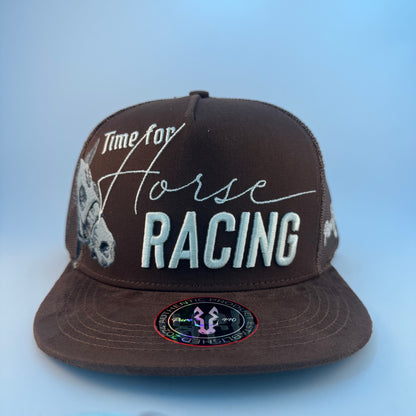 Tiempo de Carreras de Caballos Marron